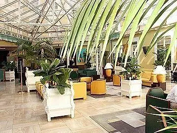 Centre Hotel 3*
