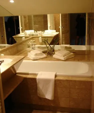 Hotel Centre 3*